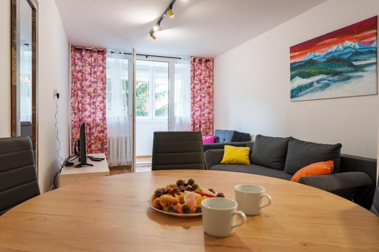 Apartament Pod Swierkiem - Pet Friendly - 2 Osobne Pokoje Dla Max 5 Osob - Space Apart Jelenia Gora Exterior photo